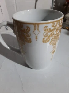 Pier 1 "Golden Floral" 16 oz. Porcelain Coffee Mug Cup White Gold - Picture 1 of 7