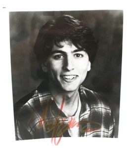 Vincent Spano Signed Autographed 8x10 Photo ALIVE- LAW AND ORDER SVU - Picture 1 of 2