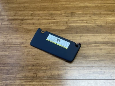 2019-2024 BMW 330i G20 Front Left Side Sun Visor SUN Visor Black 8092727 OEM - Image 1 of 4