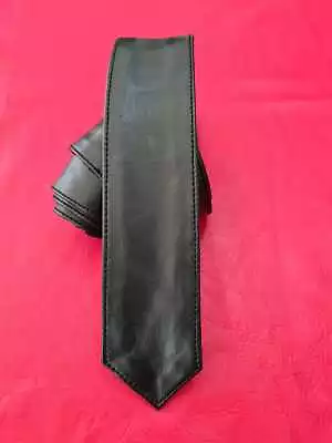 Hochwertige Schwarz Lederkrawatte,Leder Krawatte,Leather Necktie,Schlips,Cravate • 35.70€