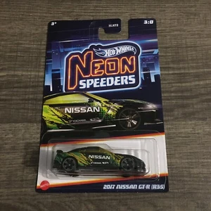 K ∞ Hot Wheels Walmart Exclusive 2023 Neon Speeders Series 2017 Nissan GT-R R35 - Picture 1 of 2