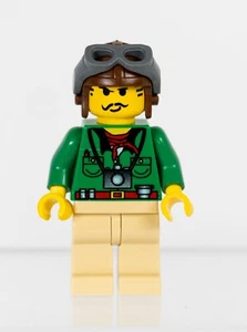 LEGO Adventurers Explorer Minifigure . Used+Fast Shipping - Picture 1 of 4