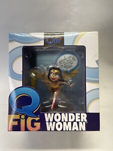 QFig Quantum Mechanix Inc - Animated Wonder Woman Figure - Good used condition