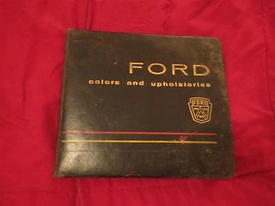 Ford Starliner Galaxy Sunliner Thunderbird 1961 color tapicería álbum distribuidor Foto 1 de 4