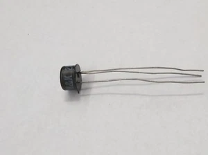 H&K 2N1304 BLACK TOP-HAT GERMANIUM TRANSISTOR - Picture 1 of 3