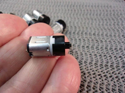 Getriebemotor 24 - 174 rpm mit 1 - 6V DC, Daten siehe ganz unten! - Bild 1 von 4