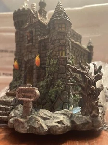 Hawthorne Village Halloween Universal Monsters ~ Frankenstein's Castle W/Figure - Picture 1 of 12