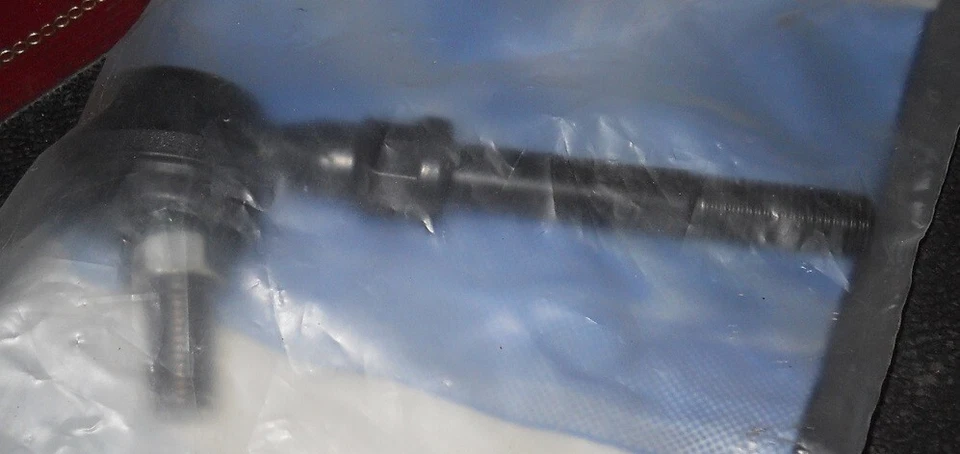 Eixo estabilizador dianteiro NOS 1999-2004 Geo Chevrolet Tracker - Imagem 1 de 1