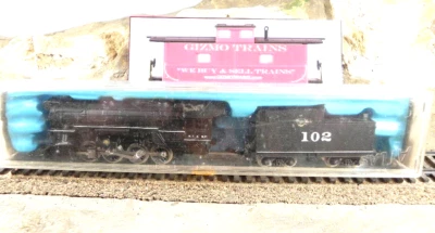 N SCALE ATLAS STEAM ENGINE LOCOMOTIVE A.T. S. F. & TENDER 102 - Image 1 of 2