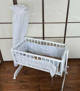 Alvi Babywiege / Pendelwiege Modell Sina komplett mit Alvi Matratze - Bild 1 von 3