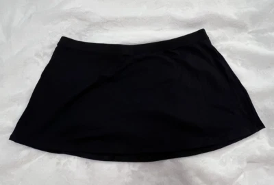 Anne Cole Collection Woman’s Black Cover-Up Swim Skirt, Size Large - Image 1 of 4