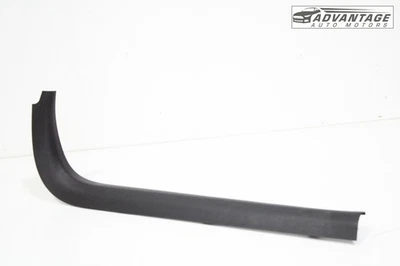 Cadillac CT4 2020-2025 alféizar de la puerta delantera derecha panel de cubierta de desgaste OEM Foto 1 de 4