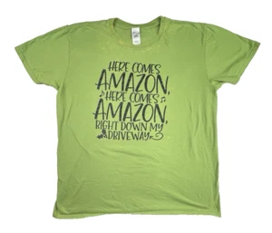Here Comes Amazon Right Down My Driveway Christmas T Shirt XL Green Distressed - Picture 1 of 11