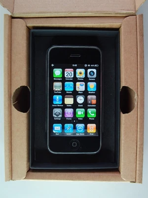 Apple iPhone 2g 8gb 1st Generation A1203 & Black Slim Box - Rare 2007 - Image 1 of 4