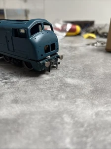 Trix Trains 1123 2 Rail BR blau Class 42 Kriegsschiff Diesellok Ersatzteile oder Reparatur - Bild 1 von 9