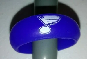 Flyers or Boston Bruins Silicone Ring, - Picture 1 of 3