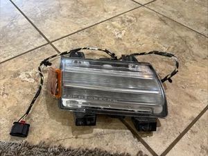 OEM 2018 2019 JEEP WRANGLER RIGHT RH PASSENGER SIDE LED TURN SIGNAL - Picture 1 of 11