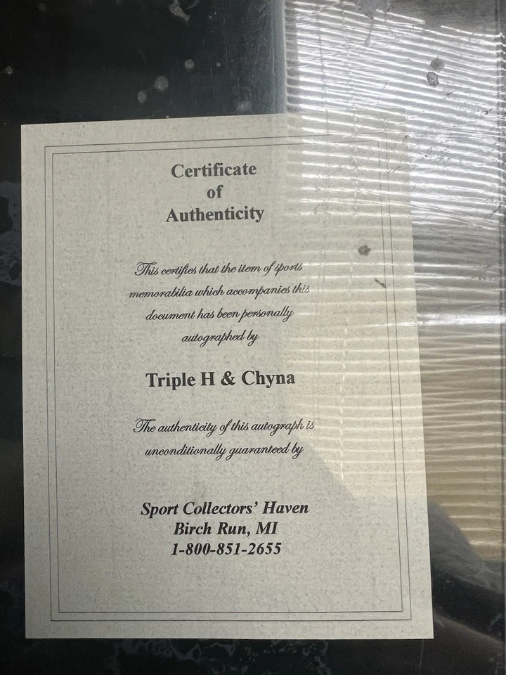 Foto firmada autógrafa rara de HHH y Chyna enmarcada con certificado de autenticidad Foto 1 de 3