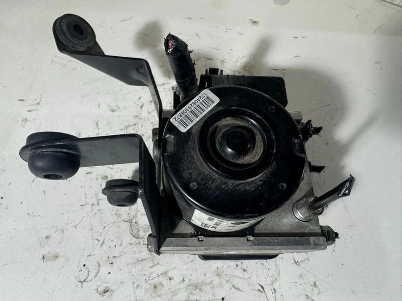 2006-2010 Mazda 5 ABS Brake Pump Module w/o Dynamic Stability Control OEM Tested - Imagem 1 de 4