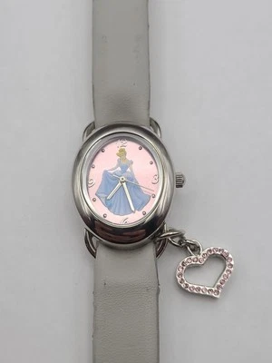 Reloj Disney Princesa Cenicienta Banda Gris Batería Nueva Funcionando Foto 1 de 4