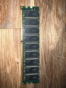 Module mémoire Cisco 15-9045-01 512 Mo pour des performances améliorées du routeur et du commutateur - Photo 1/2