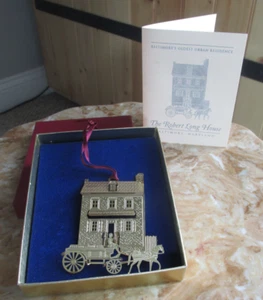 ROBERT LONG HOUSE 24KT GOLD FINISH 3D CHRISTMAS ORNAMENT WITH INSERT &BOX - Picture 1 of 6