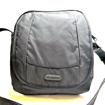 *PACSAFE Metrosafe 200 GII Anti-Theft Unisex Crossbody Shoulder Bag Black - Image 1 of 4