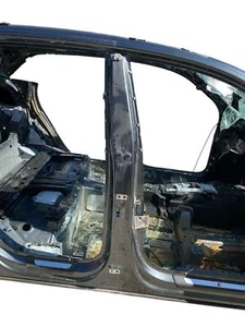 2019-2023 AUDI Q8 S-LINE PRESTIGE PASSENGER RIGHT CENTER B-PILLAR *STRUCTURE CUT - Picture 1 of 11