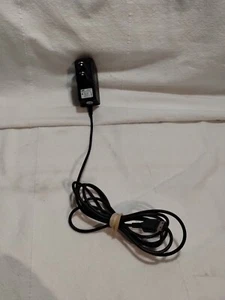 Samsung AC Adapter for Samsung U-Series Cell Phone Charger Model ATADS10JBE - Photo 1 sur 4
