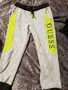 Guess sweatpants size kids 5 - Picture 1 of 3