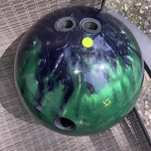 Storm tropical surge Solid 15lb Bowling Ball - Picture 1 of 7