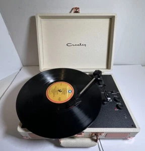 Crosley Turntable White Leather-Rose Trim CR8005U-UCI- Blue Tooth Capable. - Picture 1 of 10