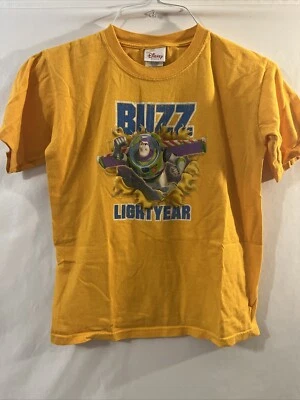 Camiseta Disney Store BUZZ LIGHTYEAR Juvenil Mediana Y2K Amarilla Foto 1 de 4