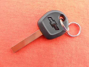 NEW CHEVROLET COLORADO GM FACTORY ORIGINAL TRANSPONDER CHIP KEY BLANK 2015-2024 - Picture 1 of 3