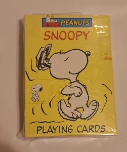 Peanuts 2004 Collectible Snoopy Hoyle U.S.A Playing Cards Yellow New Sealed - Picture 1 of 2