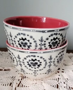 2 Anthropologie "Lina" Handpainted Stoneware 24oz Bowls Portugal Pink Black - Picture 1 of 9