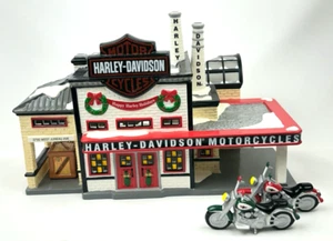 DEPT 56 Snow Village Harley Davidson Manufacturing 3 tlg Set beleuchtet - Bild 1 von 7