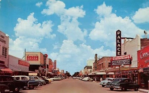 Main St. Palace Theatre Vtg Cars Street Scene McAllen, TX Vtg 1958 Postcard - Imagen 1 de 2