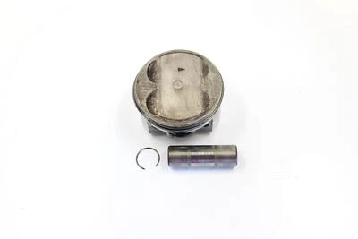 91 SUZUKI GSX1100G OEM ENGINE MOTOR BLOCK PISTON - Image 1 of 4