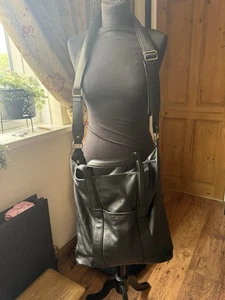 Extra Large DKNY Faux Leather Crossbody Bag Work College Immaculate Condition - Picture 1 of 4