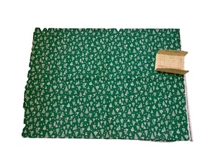 Vintage Zayre 80s Christmas Fabric Green With White Trees Pattern 22”x62” CUT - Picture 1 of 8