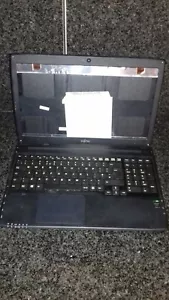 A514 FUJITSU LIFEBOOK I3 CPU 750GB HDD 4 GB RAM - Picture 1 of 13