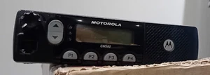 MOTOROLA CM360 UHF R1 ANALOG MOBILE RADIO - Zdjęcie 1 z 4