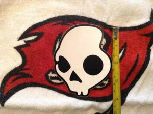 SkullCandy oder Schädel Süßigkeiten Aufkleber Skate Snowboard Surfen Skate Vinyl Aufkleber - Bild 1 von 1