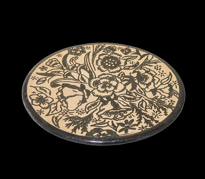 Placa de cerámica pintada a mano de Jerusalén armenia temprana, pincelada negra sobre beige Foto 1 de 4