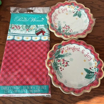 先锋女性圣诞派对用品 24 花圈/甜点盘,2 张桌布 — 第 1/4 张图片