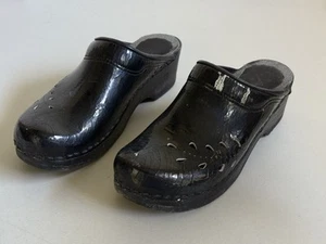 Zuecos de madera Zuecos Master charol negro para mujer talla 39 EE. UU. 8,5 ESTRECHOS - Imagen 1 de 14