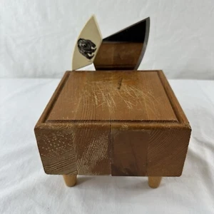 Mini Vtg Hardwood Butcher Block cheese Cutting Board 6x6 w/ Ulu Slicer Bear Legs - Picture 1 of 15