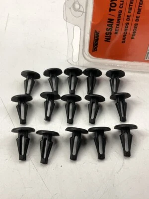 15 PÇS - Clipes de acabamento de retentor de painel capuz Dorman 799-140, substitui 90467050 - Imagem 1 de 3