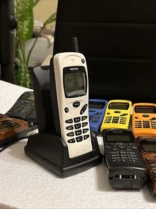 NOKIA 3110 White Edition Rare Retro Collection Cellphone - Afbeelding 1 van 4